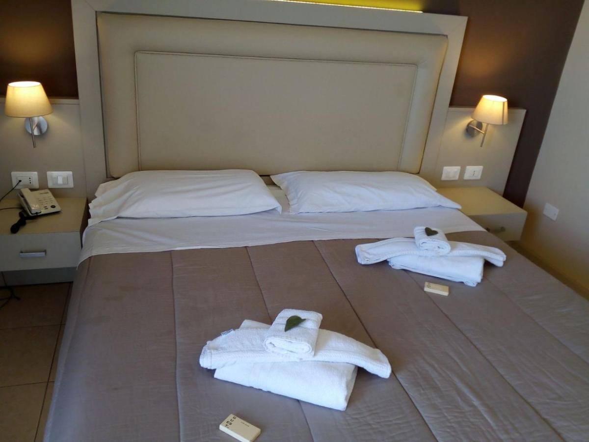 Vale-Mare-Tropea Hotell Eksteriør bilde